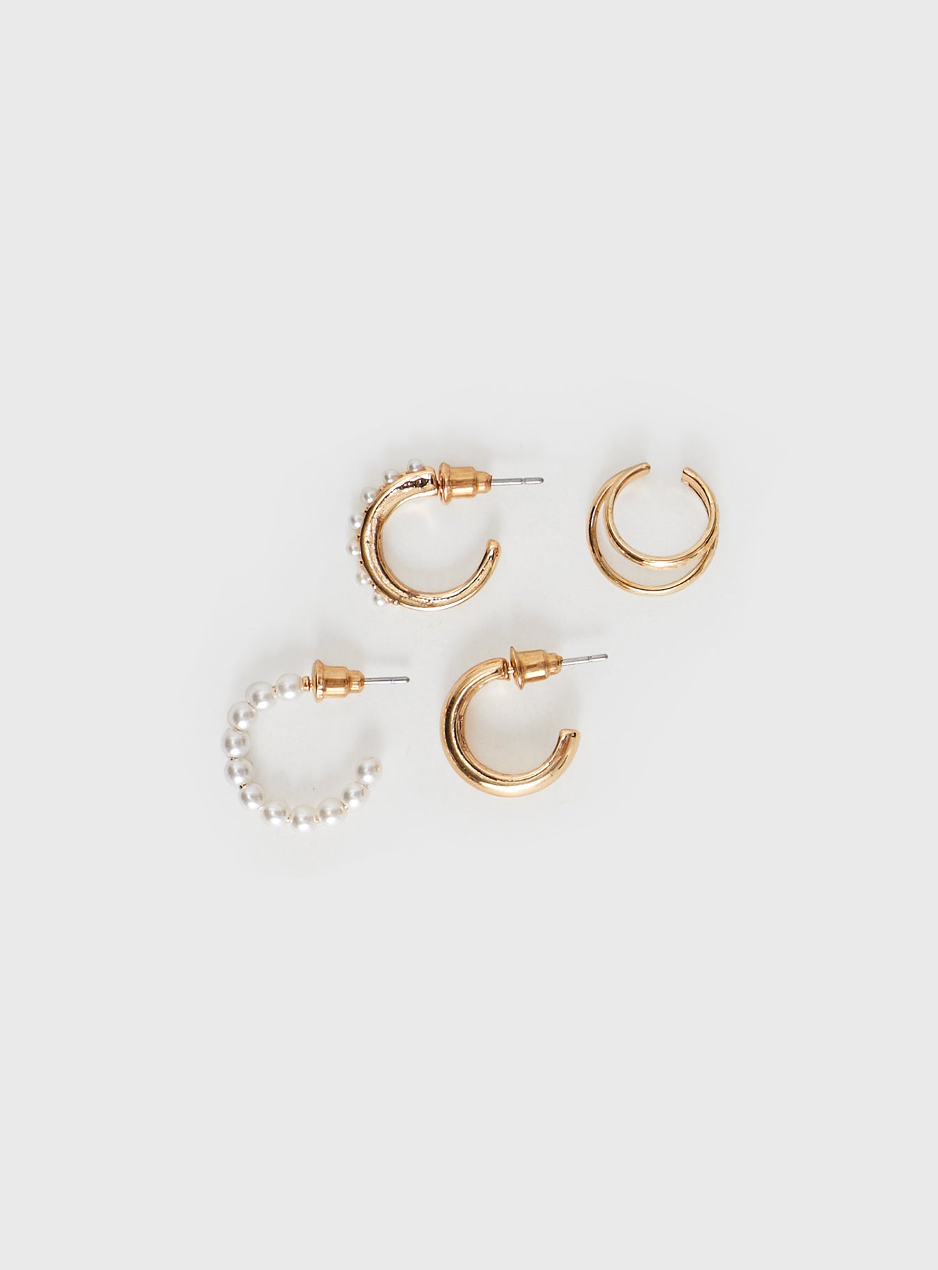Earring pack Five earrings included, gold-toned, pearl detail, stud fastening