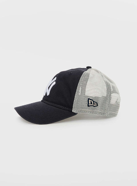 Ny Yankees 9Twenty Trucker Hat Navy