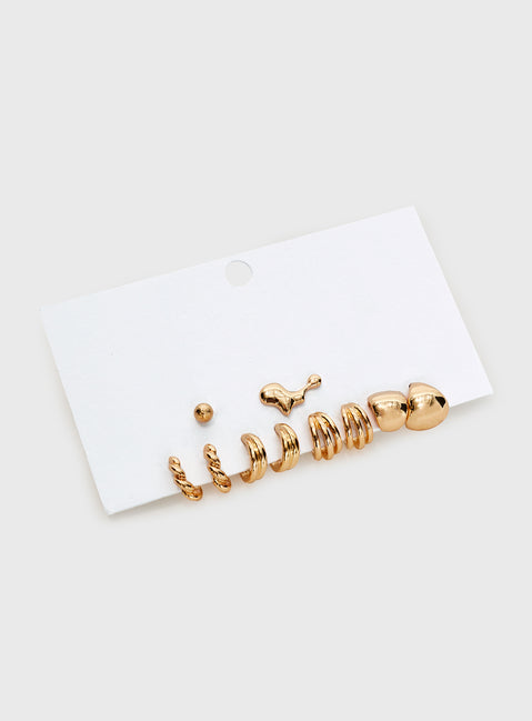 Gold toned earring pack Four pairs &amp; two separate styles, stud fastening
