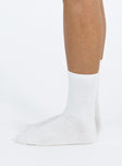 Crew socks Ribbed cuff Elasticated Good stretch 