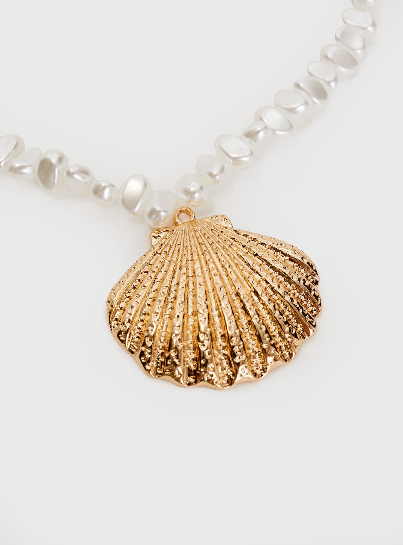 Necklace  beaded pearl detail, gold-toned hardware, shell drop charm  Lobster clasp fastening- adjustable sizing
