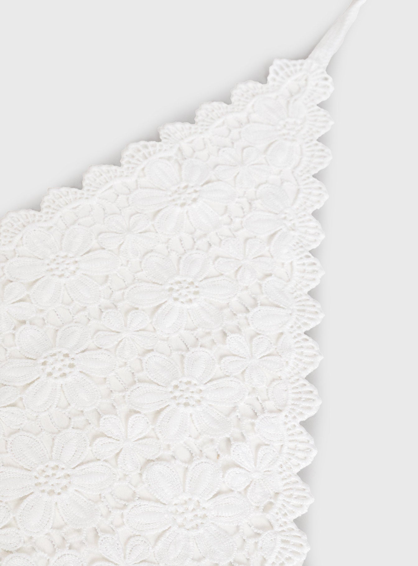 Pinot Lace Hair Scarf White