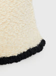 Nocelle Hat White / Black