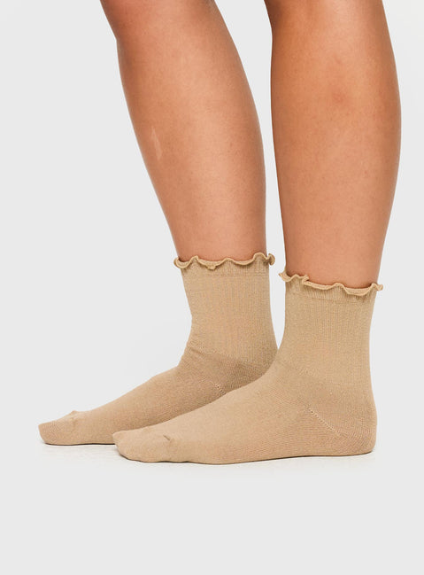 Comes And Goes Frill Socks Beige