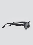 Slide Away Sunglasses Black