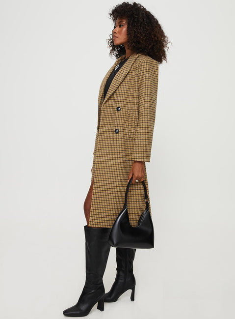 Longline Coat Lapel collar, double breasted design, twin hip pockets