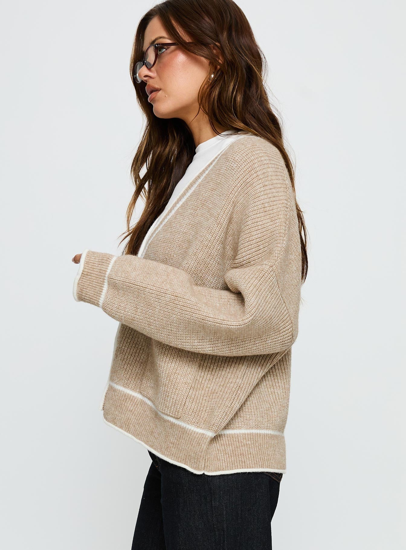 side view of model wearing Princess Polly Cressara Contrast Knit Cardigan Beige / White Cropped Jumpers 
