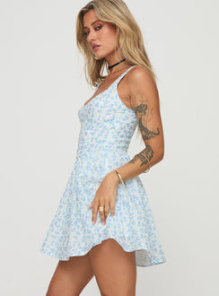 side view of model wearing Princess Polly Gozette Mini Dress Blue Floral Sweetheart Neckline 