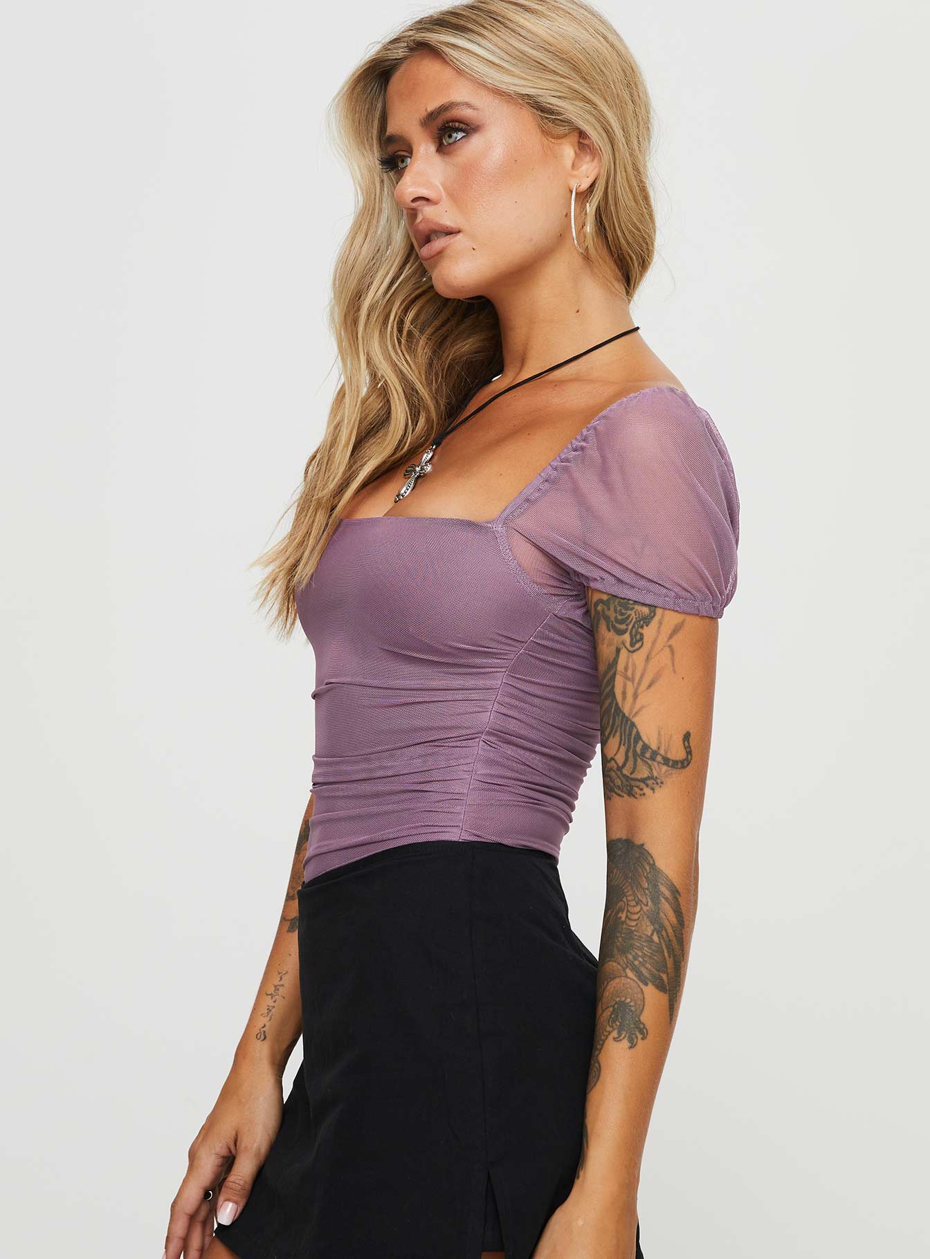 side view of model wearing Princess Polly Dostan Bodysuit Dusty Purple Short Sleeves Square Neck 