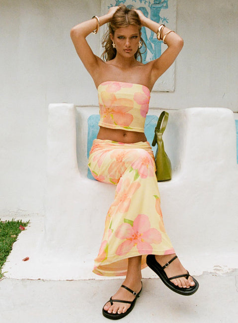 Matching floral set Tube top, elasticated band at bust Mid-rise maxi skirt, thin elasticated band at waist Good stretch, partially lined