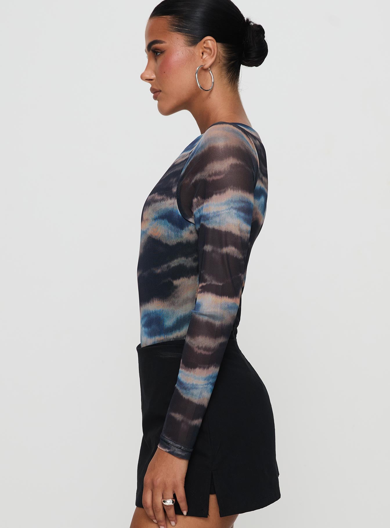side view of model wearing Princess Polly Agate Long Sleeve Bodysuit Multi Full Sleeves 