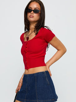 side view of model wearing Princess Polly Pretty Sweet Button Up Top Red Short Sleeves Scoop Neck 