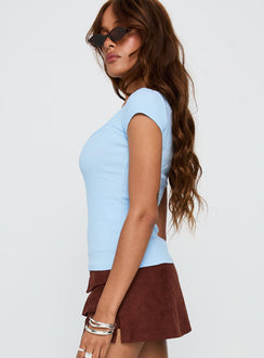 side view of model wearing Princess Polly Baseline Scoop Tee Light Blue Short Sleeves Scoop Neck 