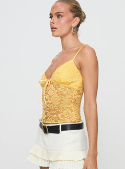 side view of model wearing Princess Polly Manski Lace Top Yellow Sleeveless Plunger 