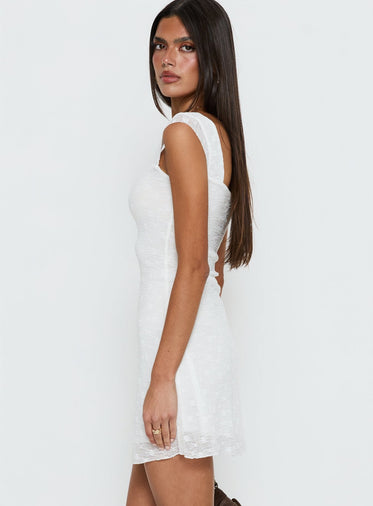 White Mini Graduation Dresses