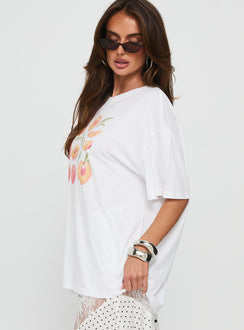 Sweet Peach Oversized Graphic Tee White