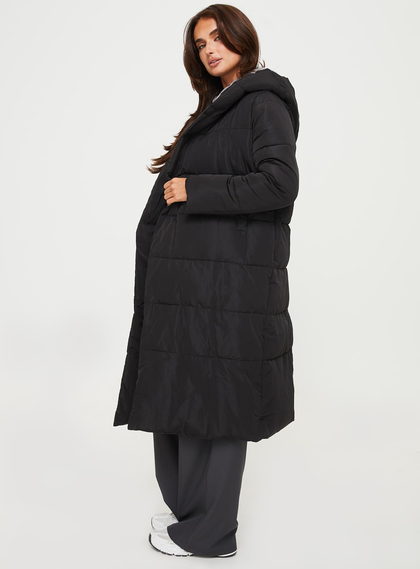 Philo Longline Hooded Puffer Jacket Black