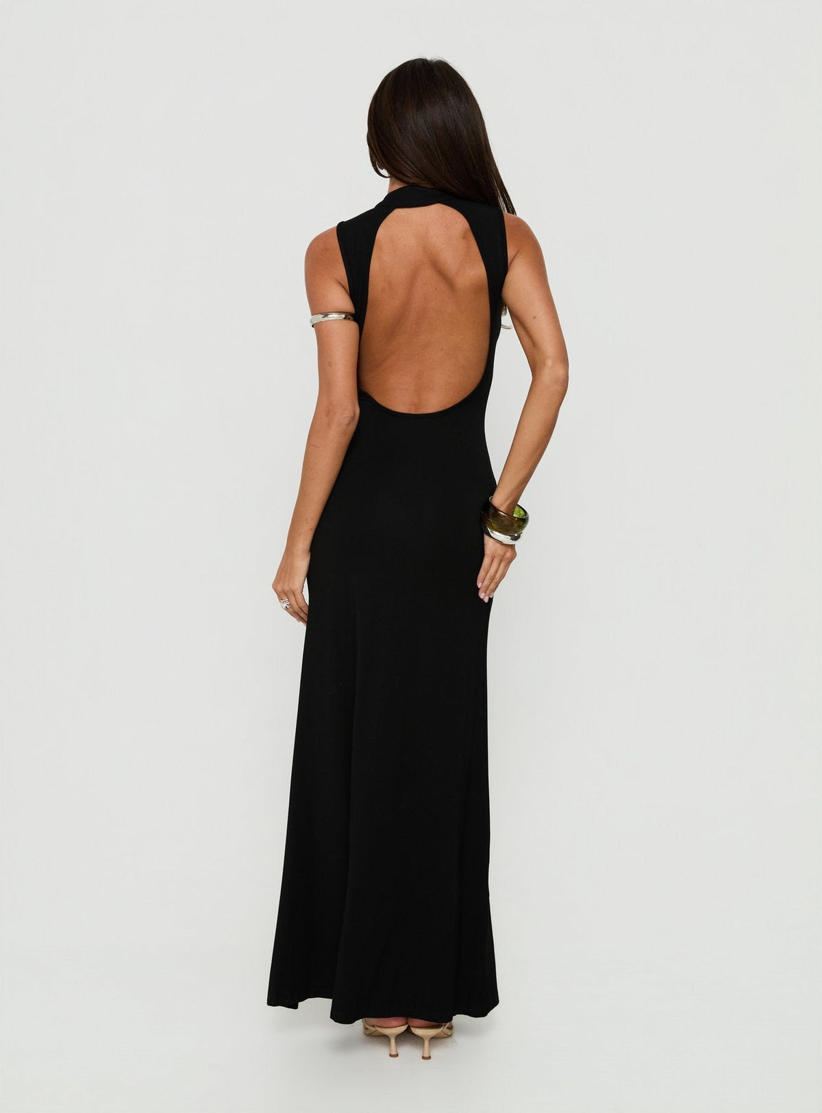 Ailany Keyhole Maxikleid mit rückenfreiem Cut-out, Schwarz