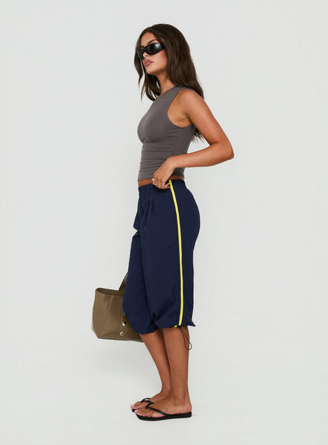 Riyah 3/4 Low Rise Nylon Trousers Navy