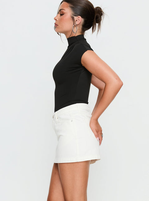 Nickei Denim Mini Skirt Ecru