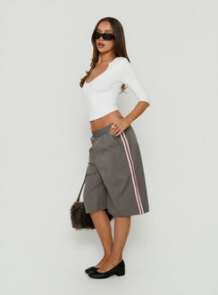 Boe Longline Track Shorts Charcoal / Pink