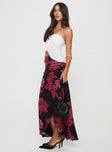 Maxi skirt Floral print, mesh material, elasticated waistband, ruched sides, split in hem Good stretch, fully lined  Princess Polly Lower Impact 