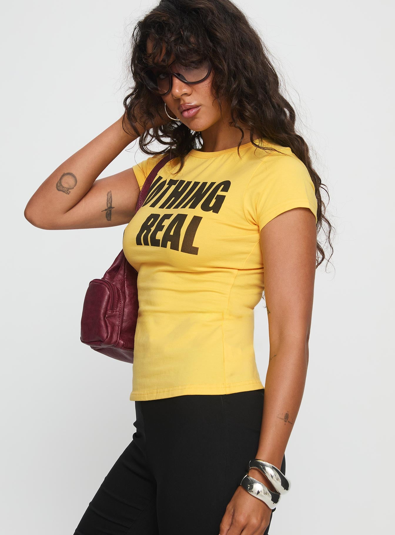 Nothing Is Real Graphic Top Yellow / Black