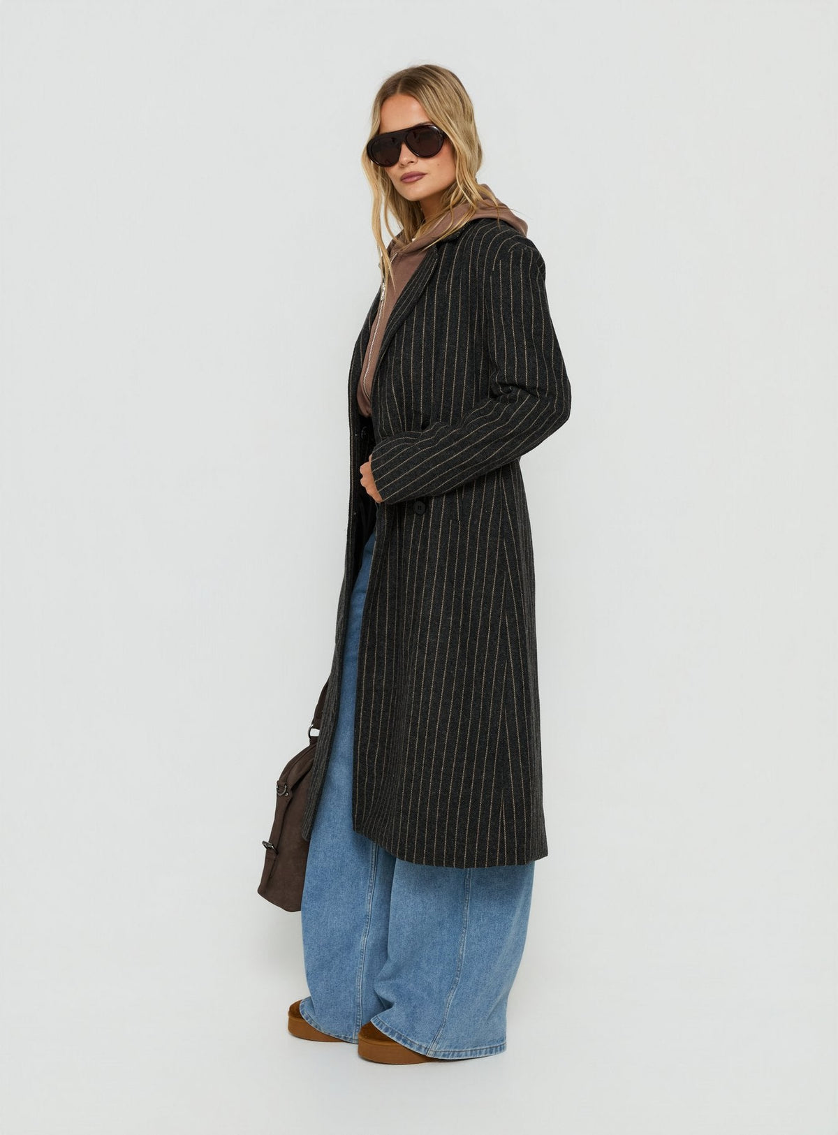 Olimpea Longline Trenchcoat Schwarz Nadelstreifen