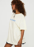 Tee, graphic print Oversized relax fit, drop shoulder, crew neckline Good stretch, unlined 