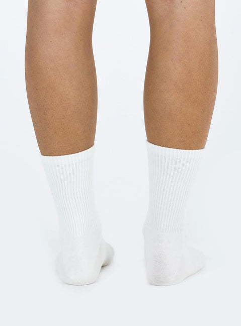 Crew socks Ribbed cuff Elasticated Good stretch 