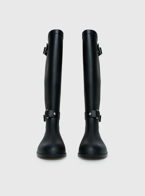 Elvera Buckle Detail Rubber Gumboots Black