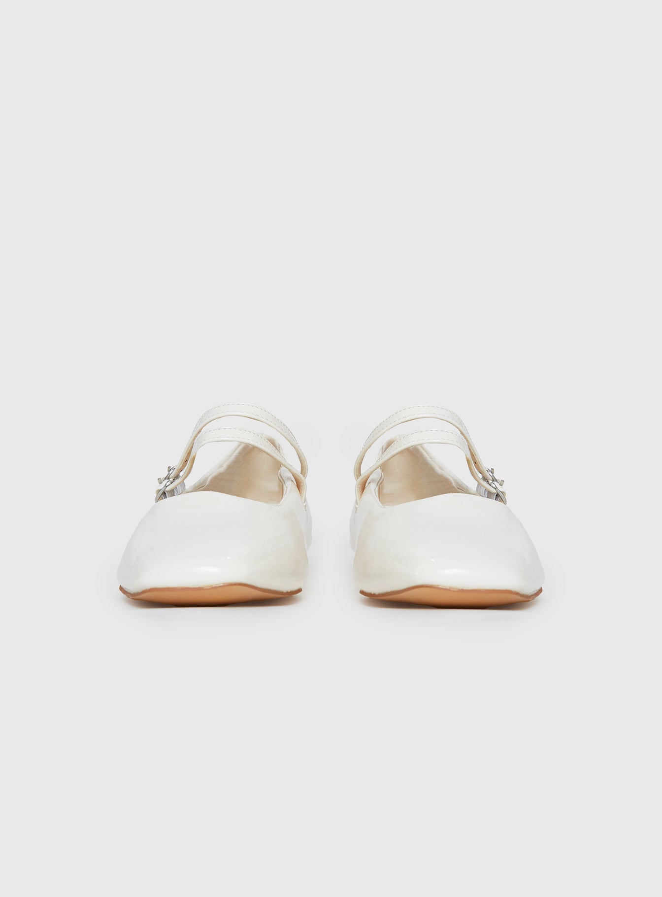 Billini Finnegan Ballet Flats Bone Patent