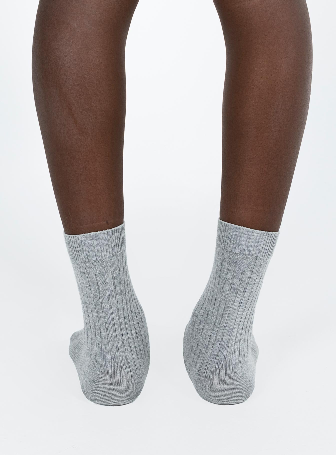 Crew socks Ribbed design Good stretch