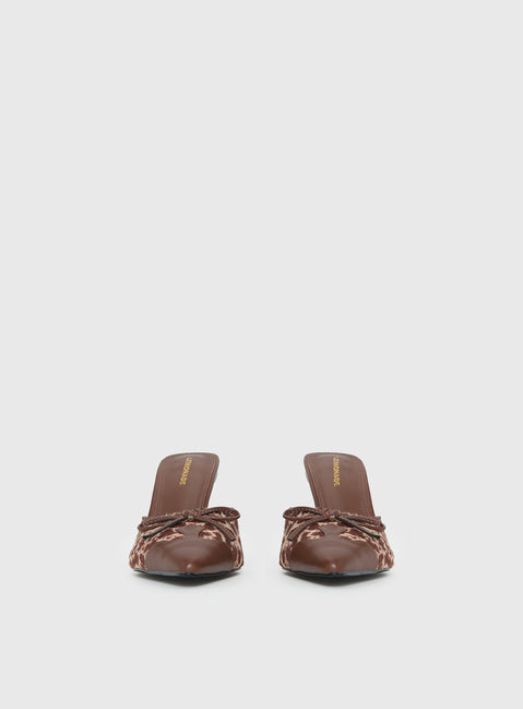 Boardroom Pointed Toe Heels Caramel Cow