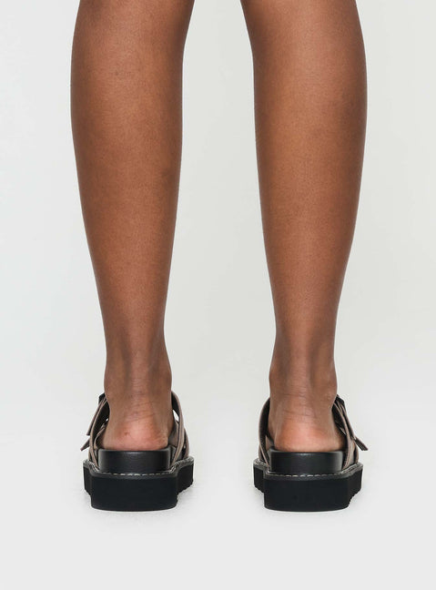 Sandals, double adjustable upper straps Chunky treaded sole, padded footbed