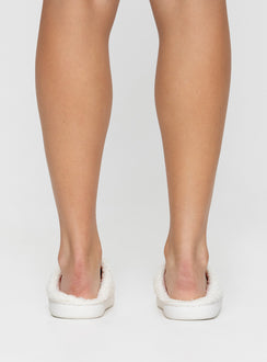 Slippers,  Slip on style, graphic print, closed toe, soft interior & outer, padded footbed