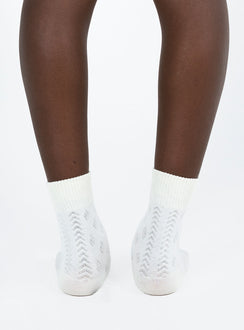 Elasticated cuff Good stretch