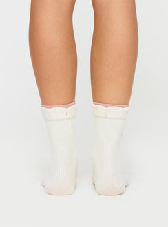 Knit socks with frill detail