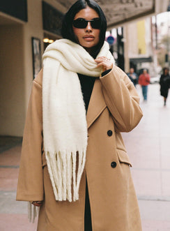 Camel Longline coat Lapel collar, button fastening at front, front pockets