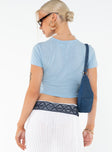 Graphic print crop tee Good stretch, unlined 