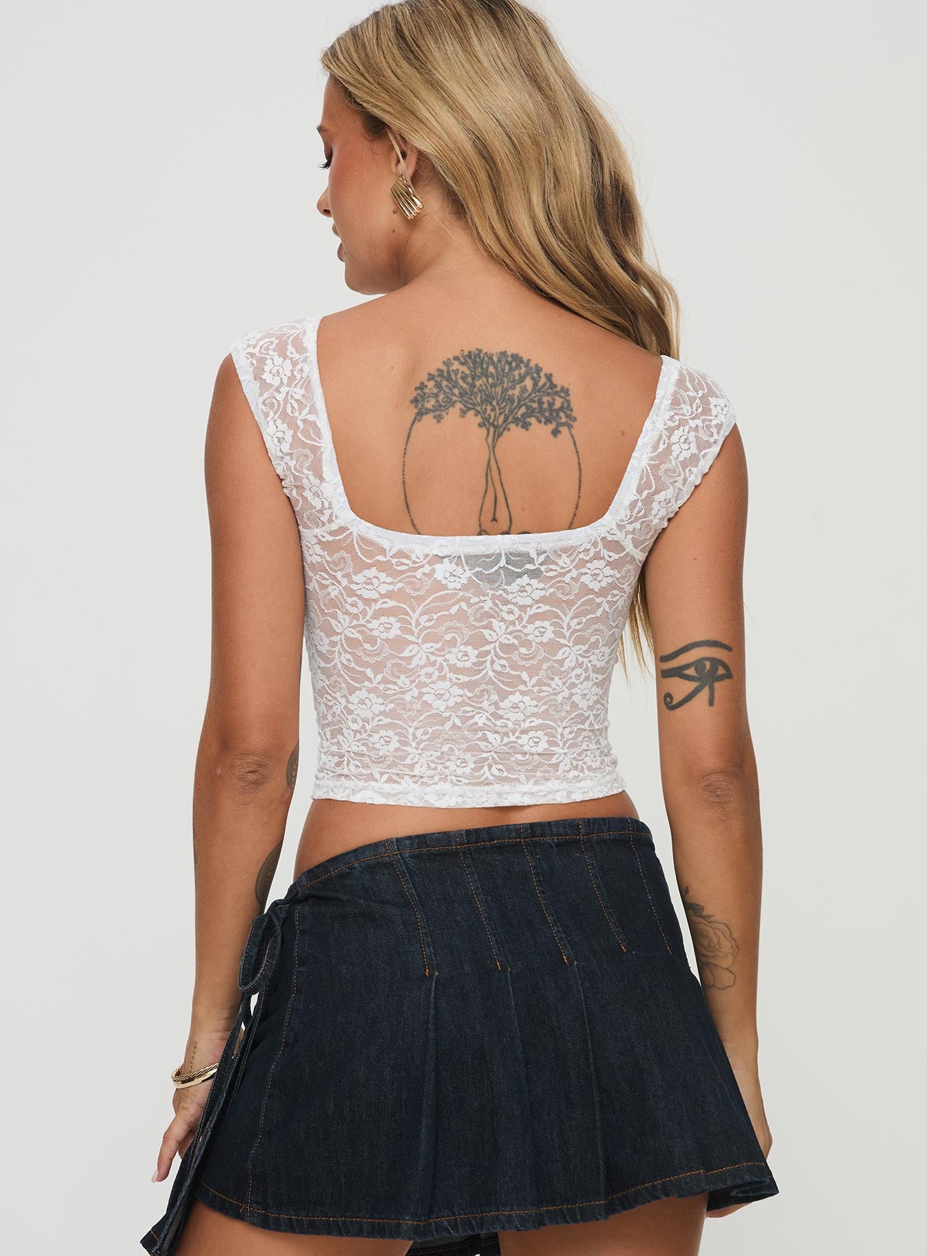 back view of model wearing Princess Polly Brinney Top White Short Sleeves Square Neck 