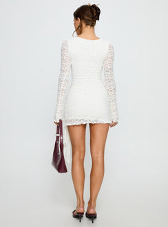 Oliwyn Long Sleeve Lace Mini Dress White