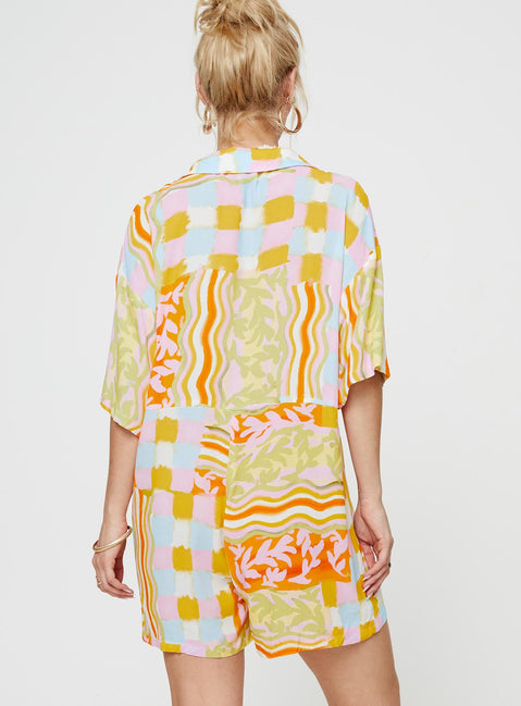 Graphic print romper Classic collar, button fastening at front