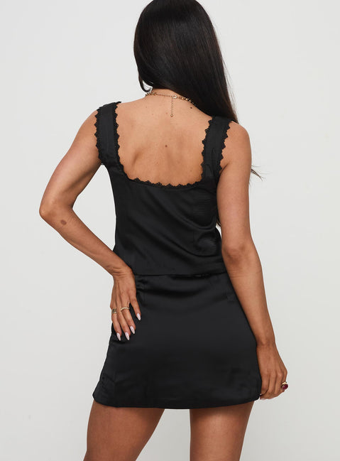 Chakira Set Black Petite