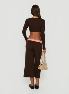 Kassey Gaucho Shorts Coral / Brown