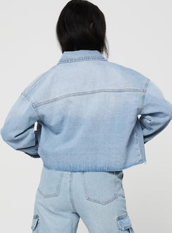 Cropped mid wash denim jacket Classic collar, button fastening at front, twin chest pockets, single button cuff