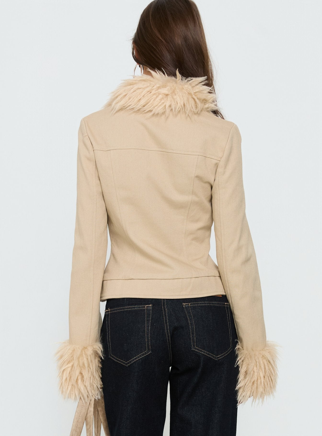 Nindie Faux Fur Kontrastjacke Hellbraun
