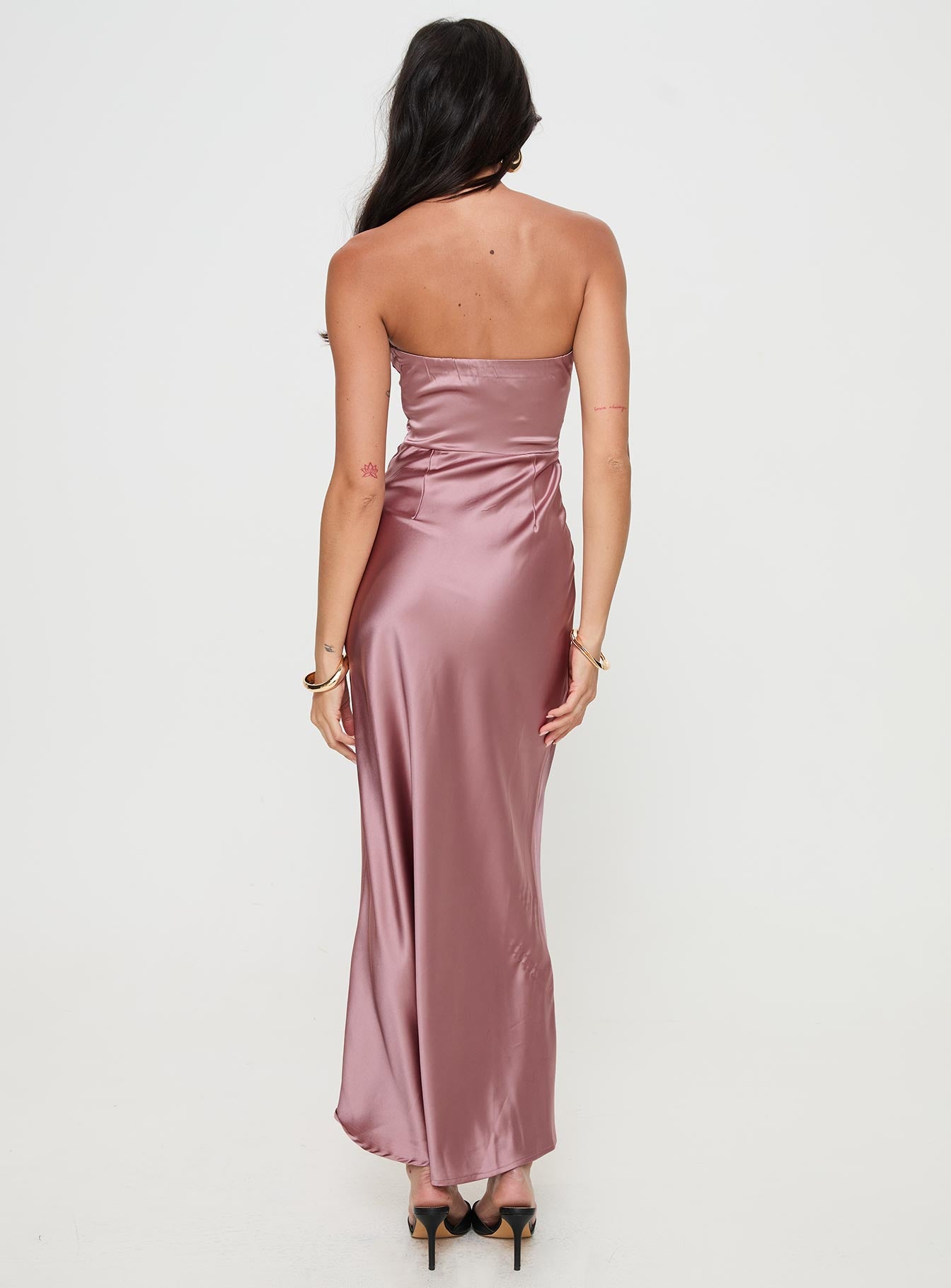back view of model wearing Princess Polly Yannick Strapless Maxi Dress Mocha Sweetheart Neckline 