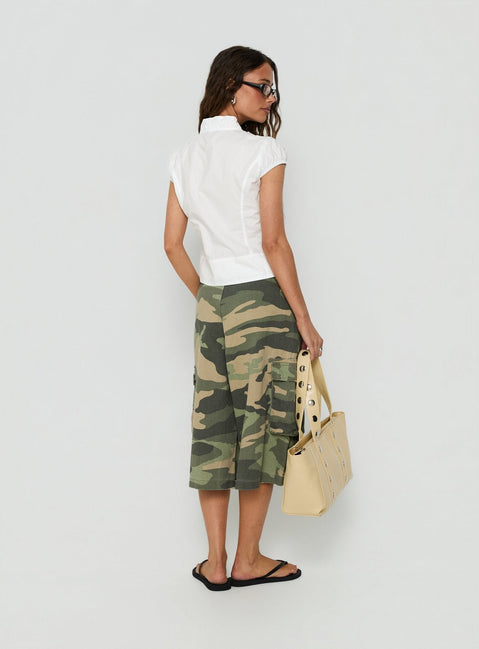 Quinni Wide Leg Cargo Jorts Light Wash Camo