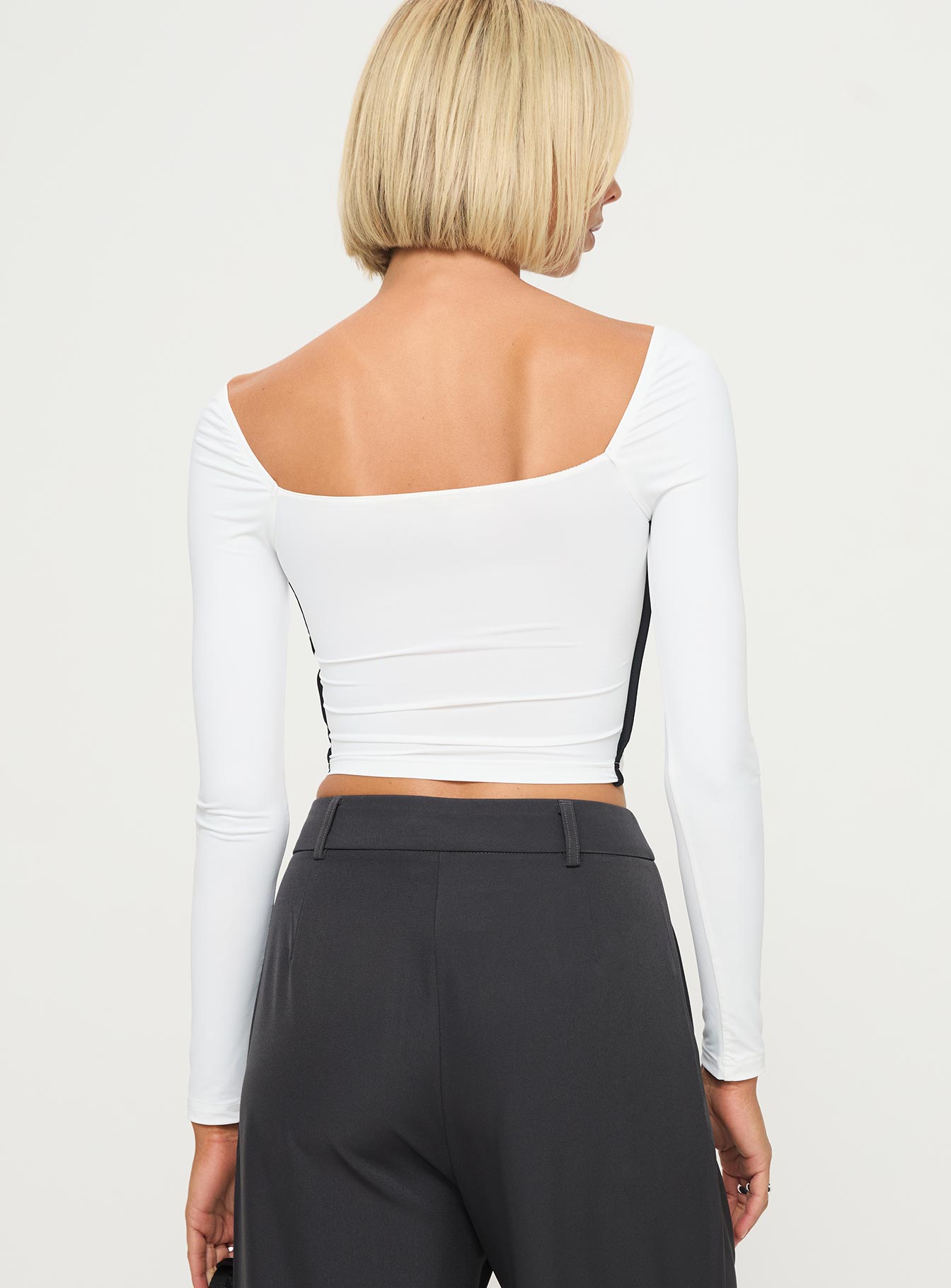 back view of model wearing Princess Polly Maidenwell Contrast Long Sleeve Top White Full Sleeves Square Neck 